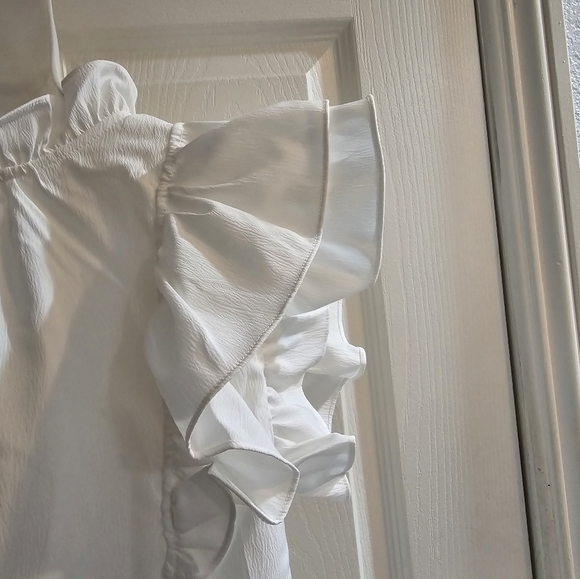 NWT Beautiful White dress by Camisa size M - Picture 6 of 9